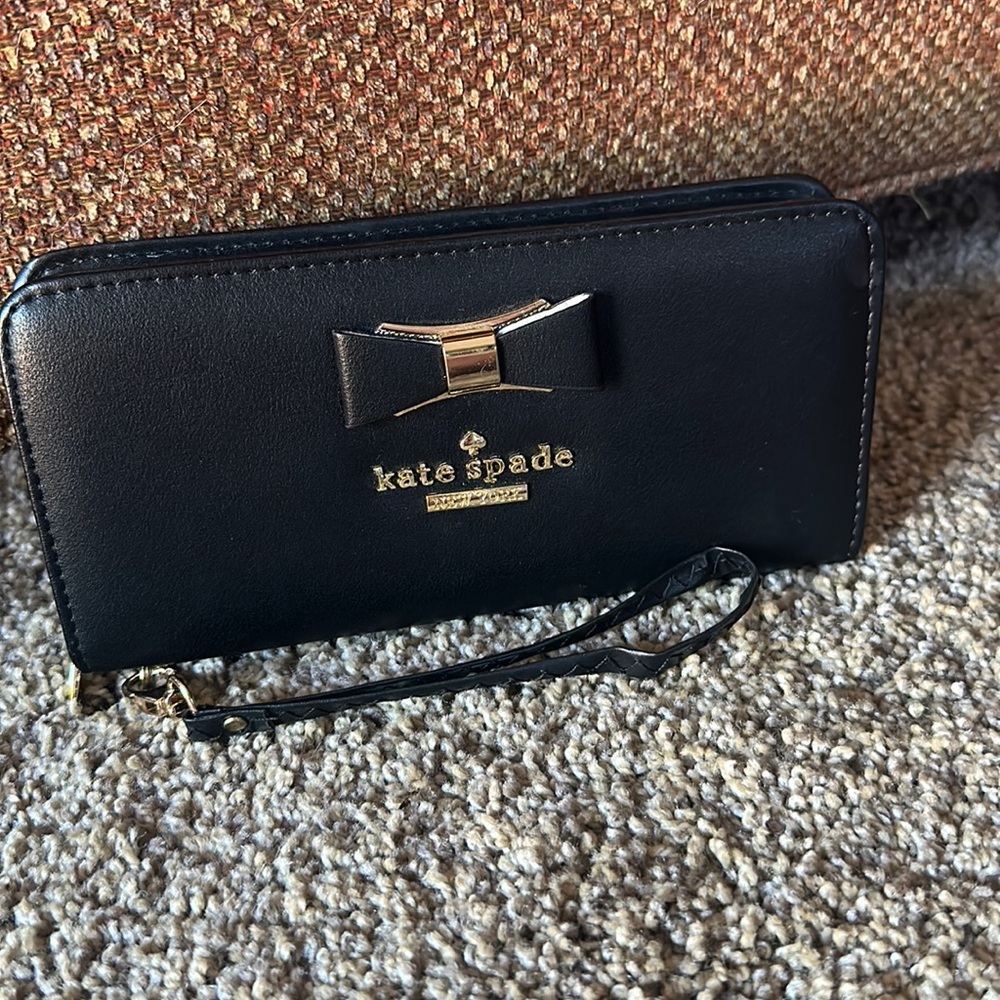 Kate spade wallet
